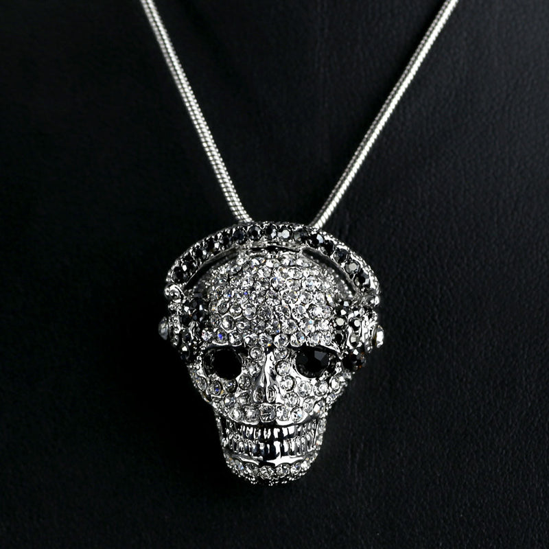 Earphone Skull Pendant With Diamonds03 | iceremix.com